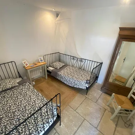 Bed & Breakfast Croix Du Pape 3*
