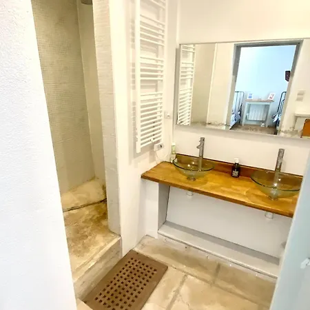 Bed & Breakfast Croix Du Pape Eze