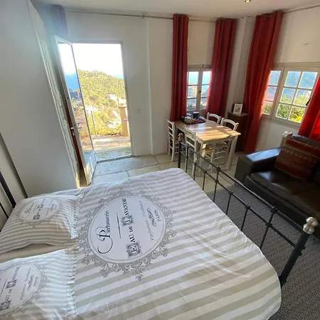 Croix Du Pape Bed & Breakfast